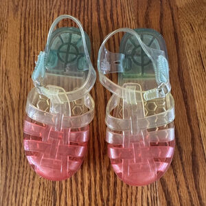 Girls' OshKosh B’Gosh Rainbow Jelly Sandals 9 M US Pink Yellow Blue